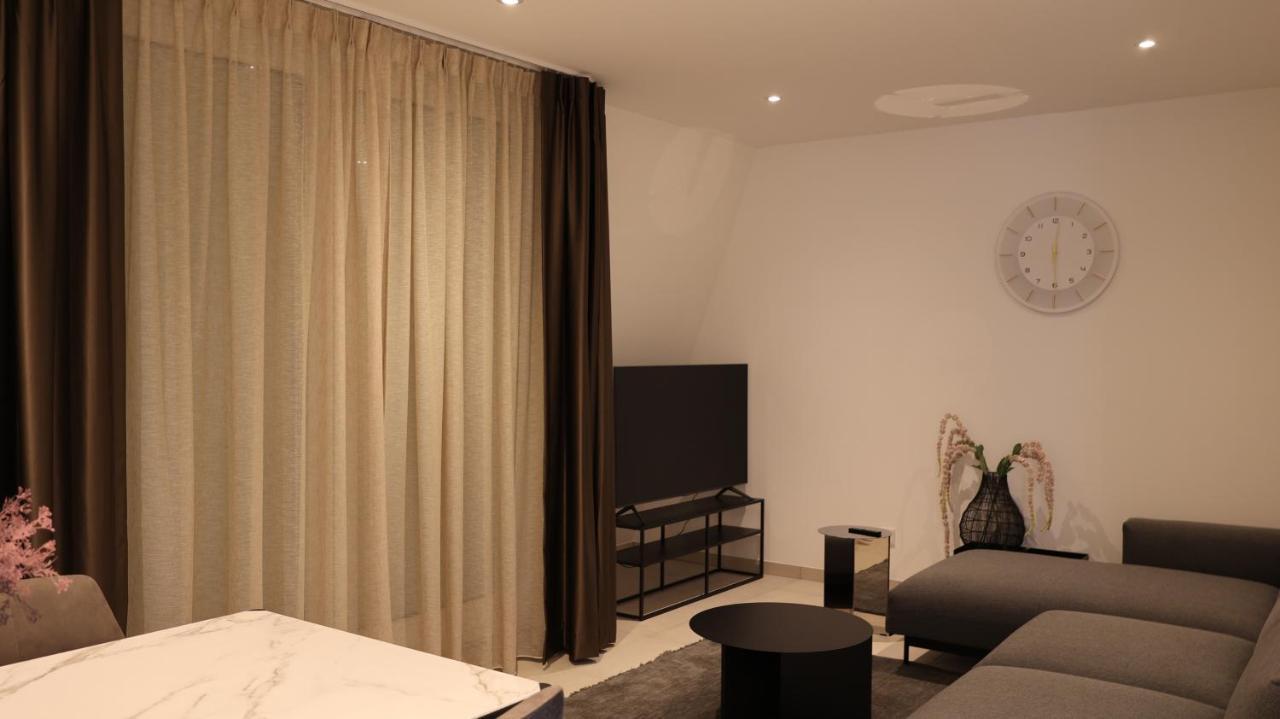 Apartment Finest München